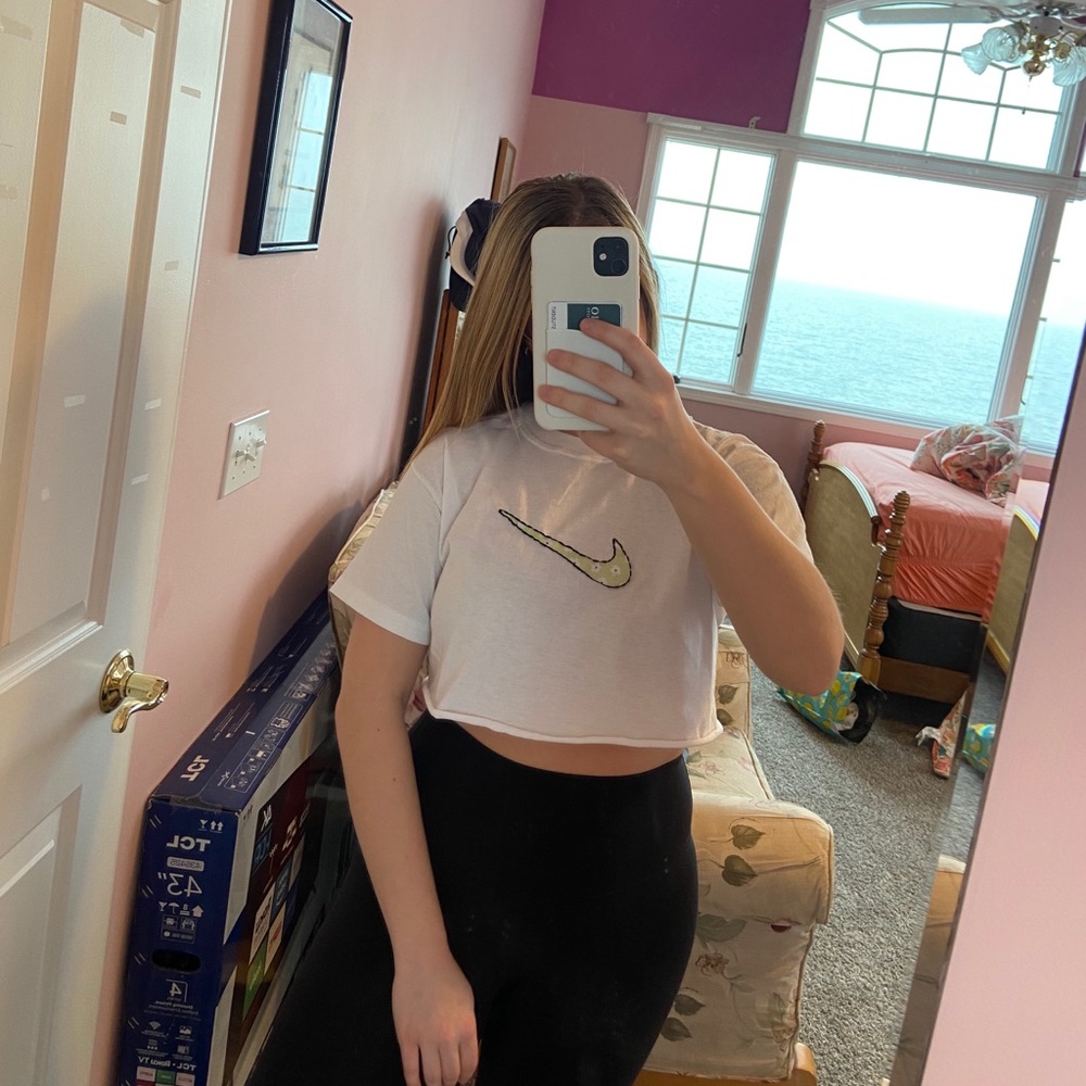 Nike Crop Top